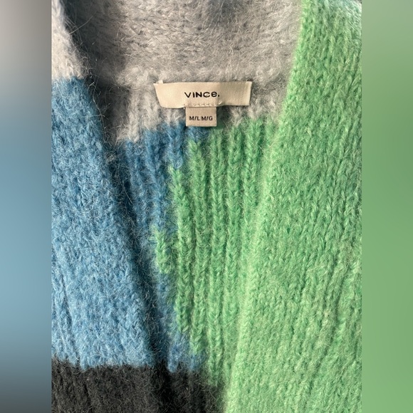 Vince wave-intarsia ribbed-knit cardigan size M/L pre-owned - Picture 7 of 8